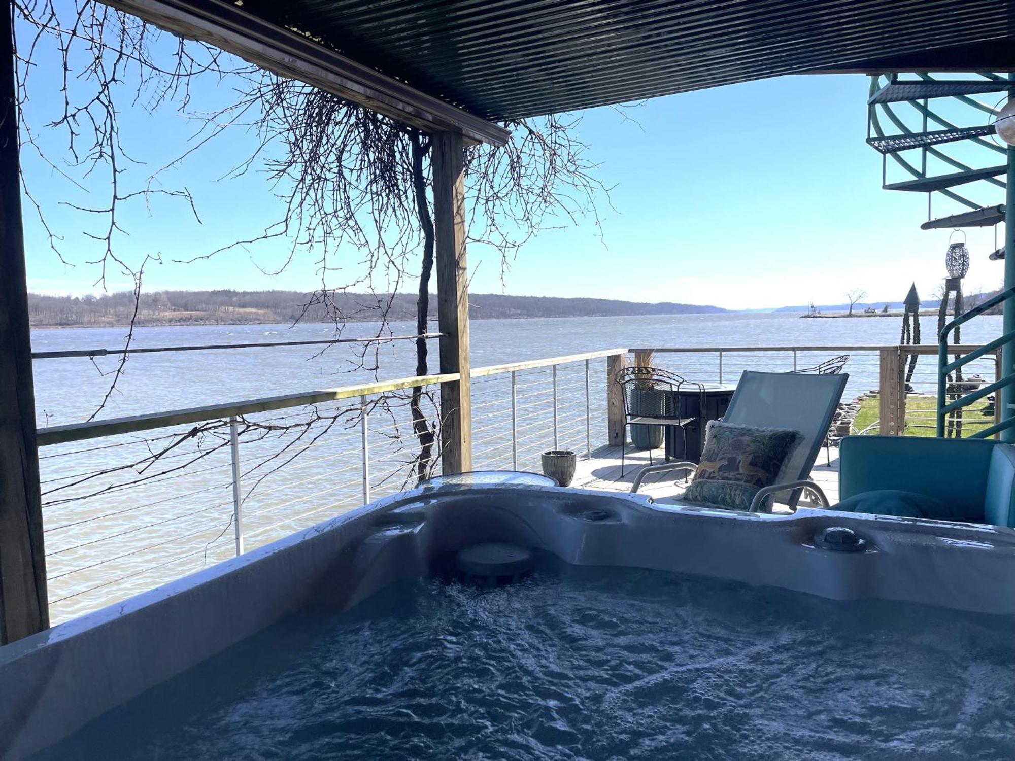 Hudson Riverfront Home Catskill Extérieur photo