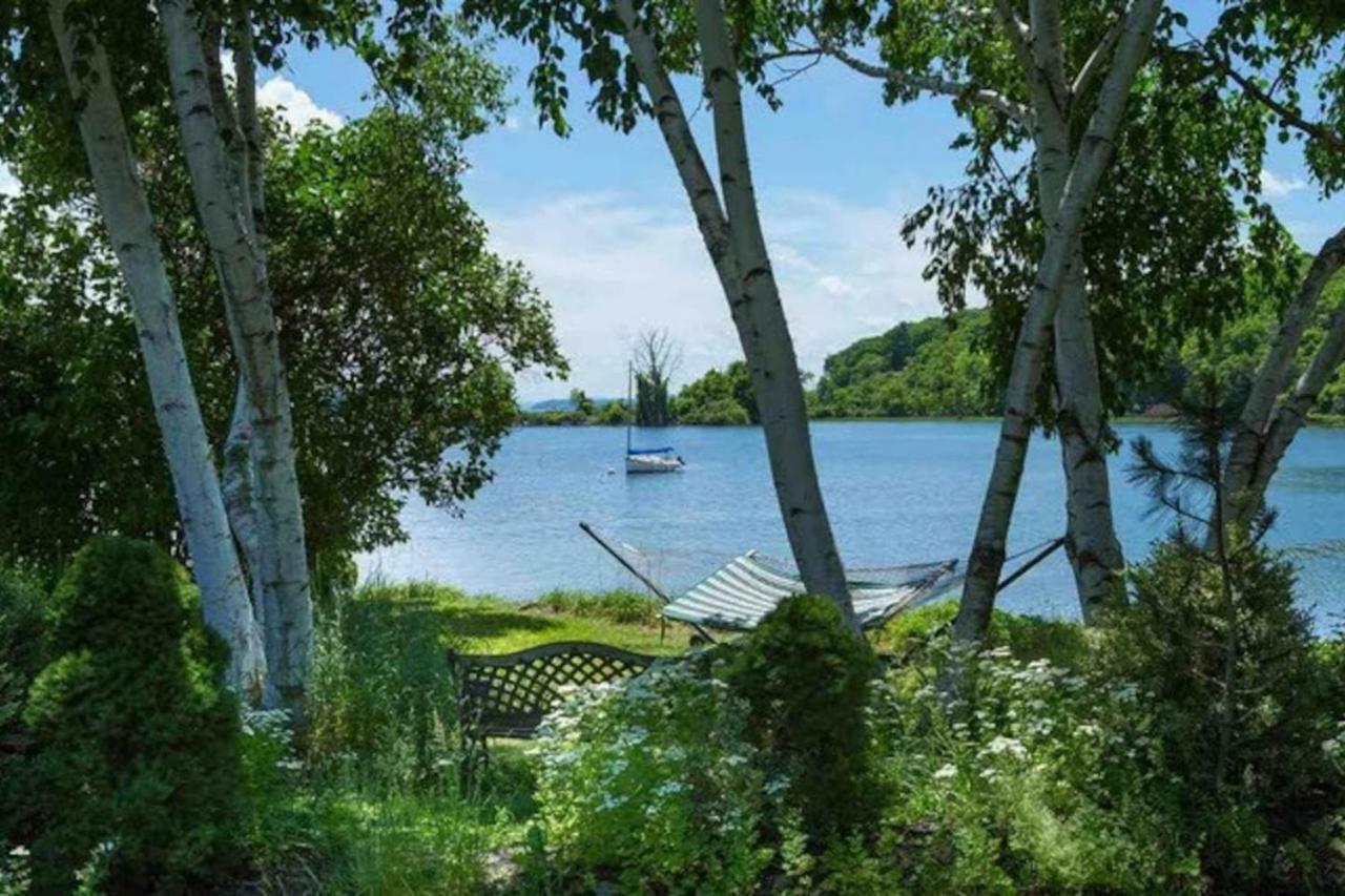 Hudson Riverfront Home Catskill Extérieur photo