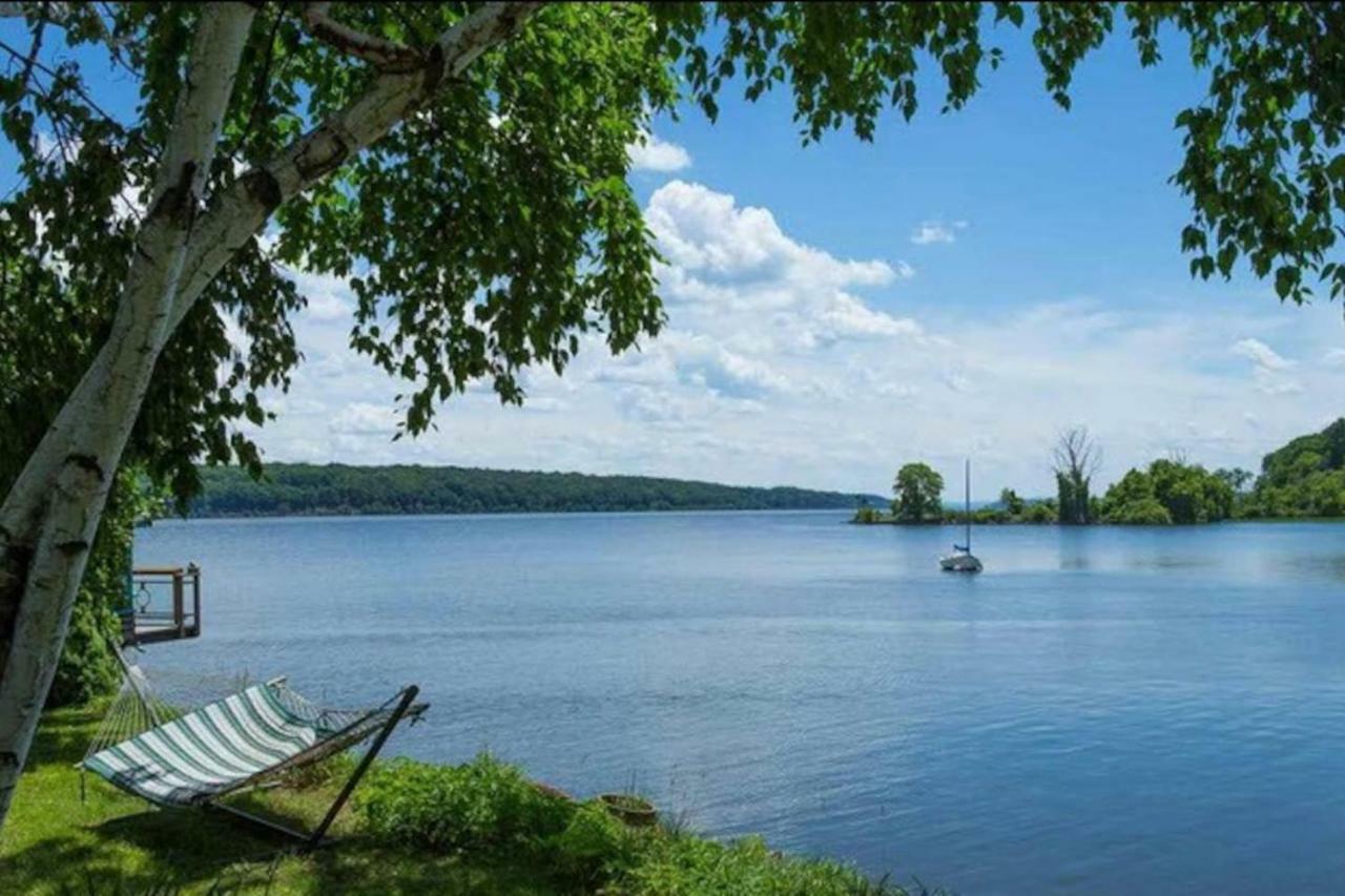Hudson Riverfront Home Catskill Extérieur photo